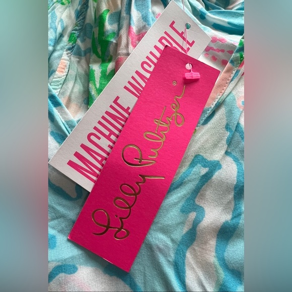 LILLY PULITZER Womens Blouse SIZE M NWT New STUNNING 889069 634353 Coral Bay WOW - Picture 8 of 12